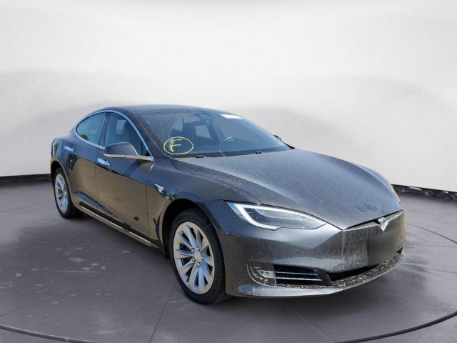 TESLA MODEL S 2018 5yjsa1e27jf288219