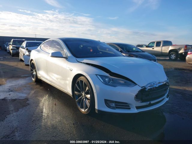 TESLA MODEL S 2015 5yjsa1e28ff109502