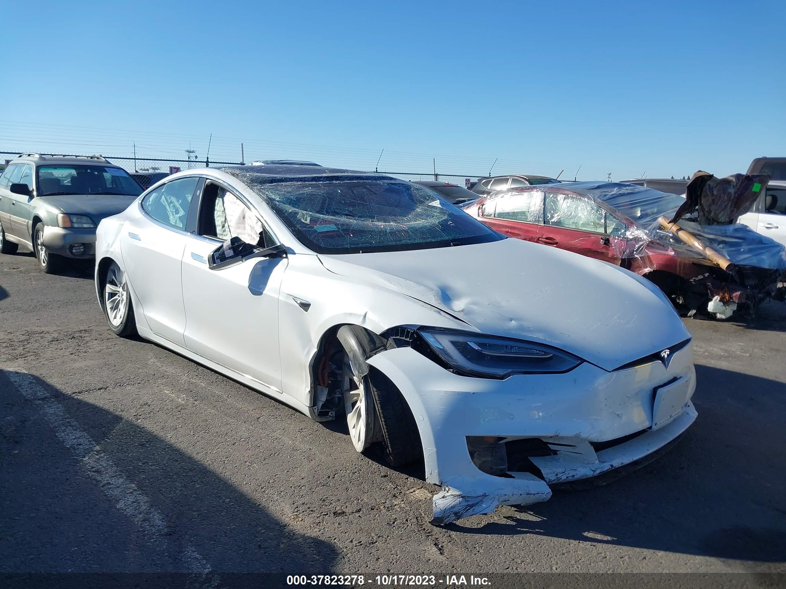 TESLA MODEL S 2017 5yjsa1e28hf185353