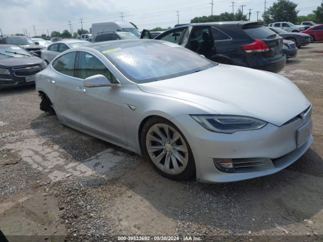 TESLA MODEL S 2018 5yjsa1e28jf246738