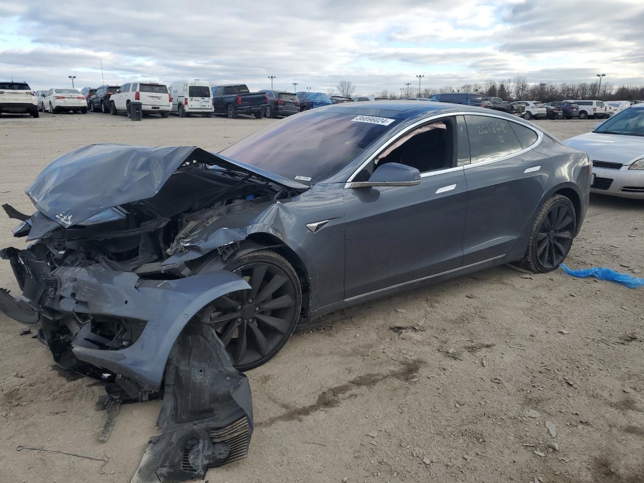 TESLA MODEL S 2018 5yjsa1e28jf261868