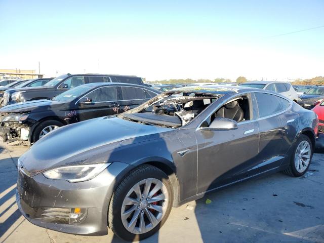 TESLA MODEL S 2018 5yjsa1e28jf265337