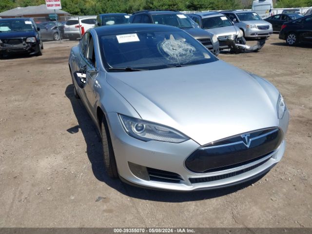 TESLA MODEL S 2015 5yjsa1e29ff115020