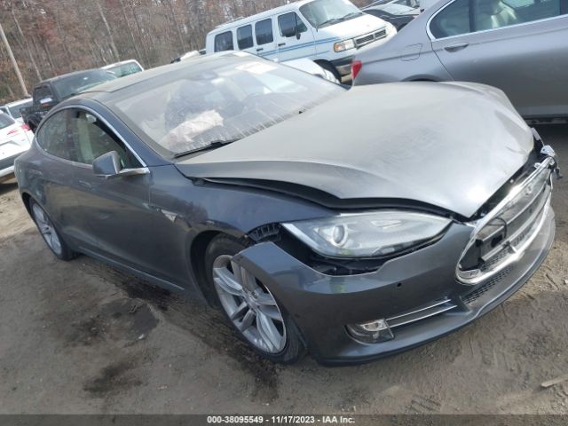 TESLA MODEL S 2015 5yjsa1e29ff118824