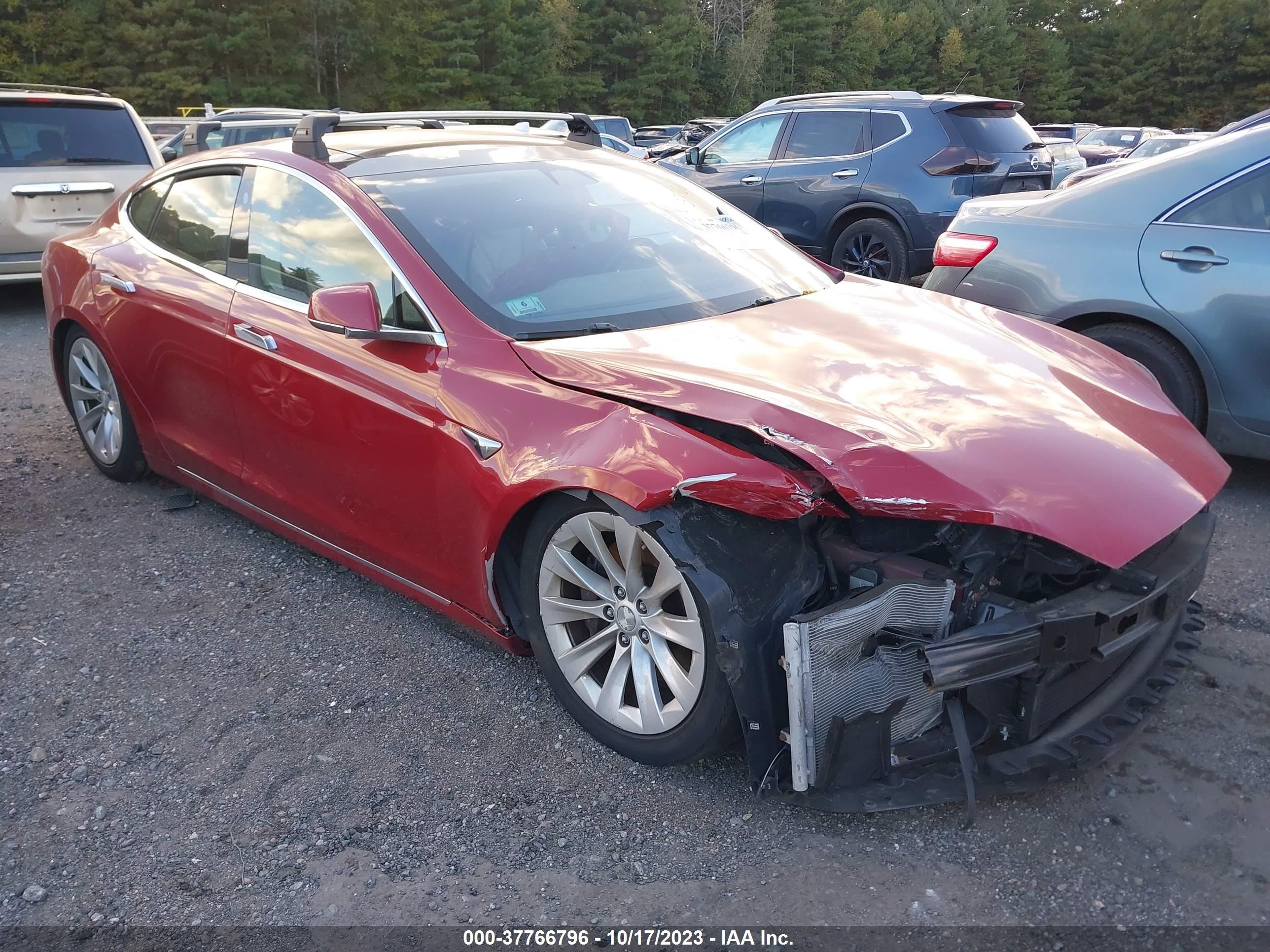 TESLA MODEL S 2017 5yjsa1e29hf189444