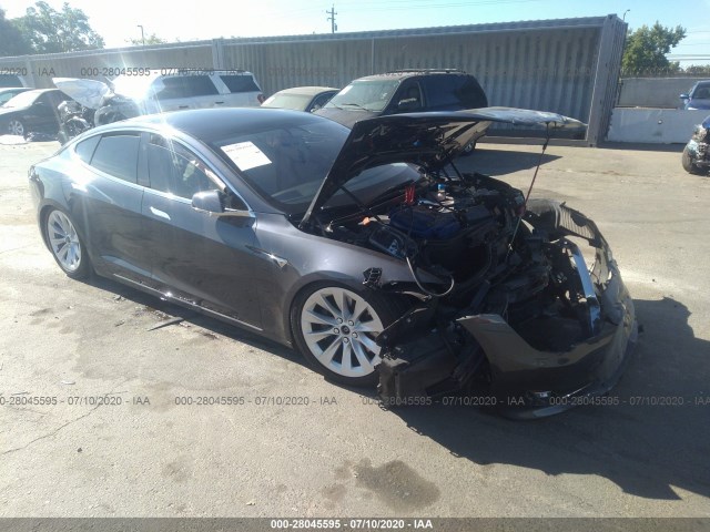 TESLA MODEL S 2018 5yjsa1e2xjf262407