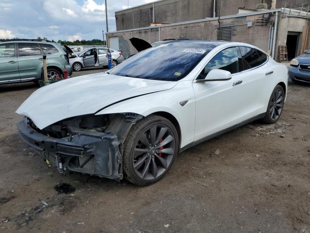 TESLA MODEL S 2015 5yjsa1e41ff109357