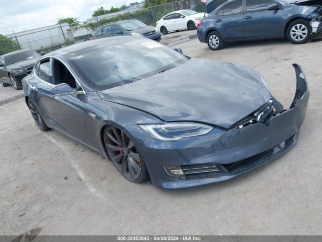 TESLA MODEL S 2018 5yjsa1e41jf284300