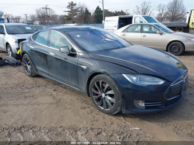 TESLA MODEL S 2015 5yjsa1e42ff105883