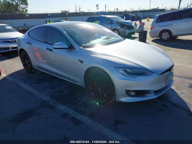 TESLA MODEL S 2018 5yjsa1e42jf275766