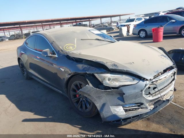 TESLA MODEL S 2015 5yjsa1e43ff105133