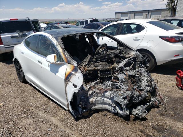 TESLA MODEL S 2018 5yjsa1e43jf267062