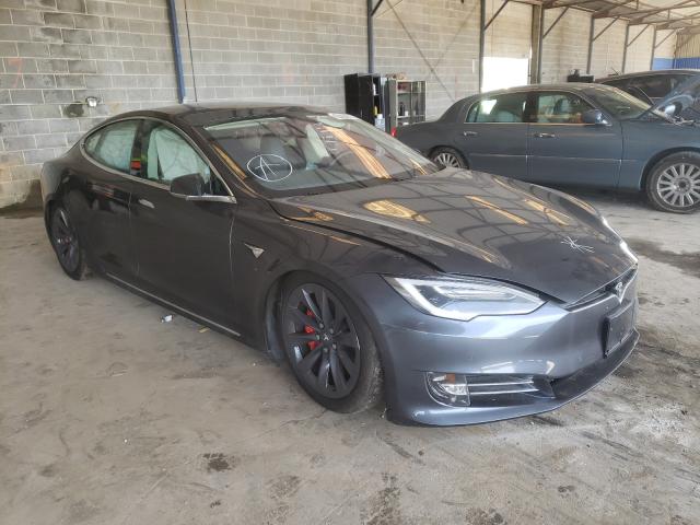 TESLA MODEL S 2018 5yjsa1e44jf263425