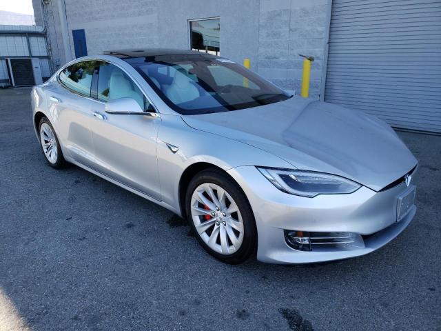 TESLA MODEL S 2018 5yjsa1e46jf282669