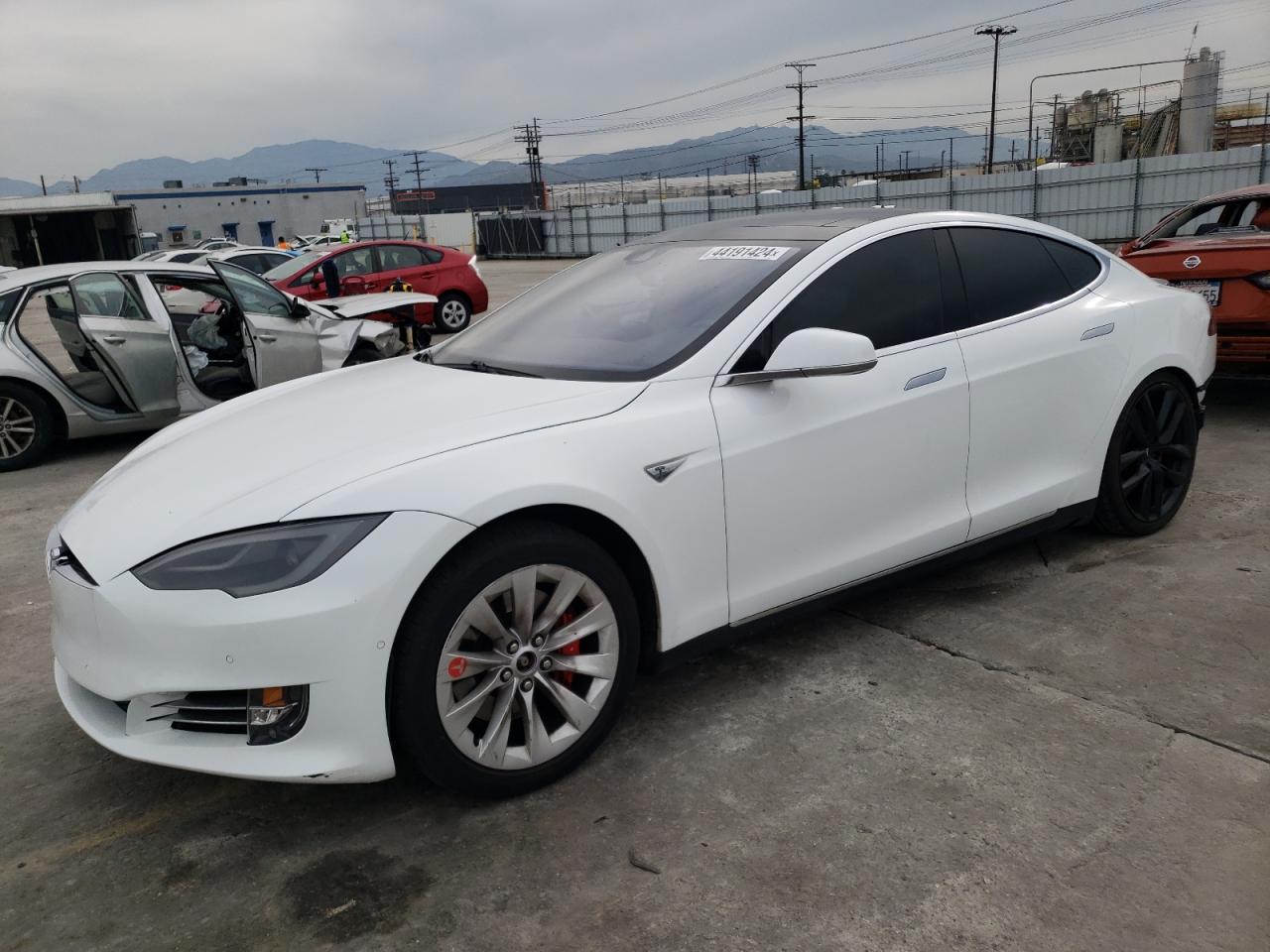 TESLA MODEL S 2015 5yjsa1e4xff116680