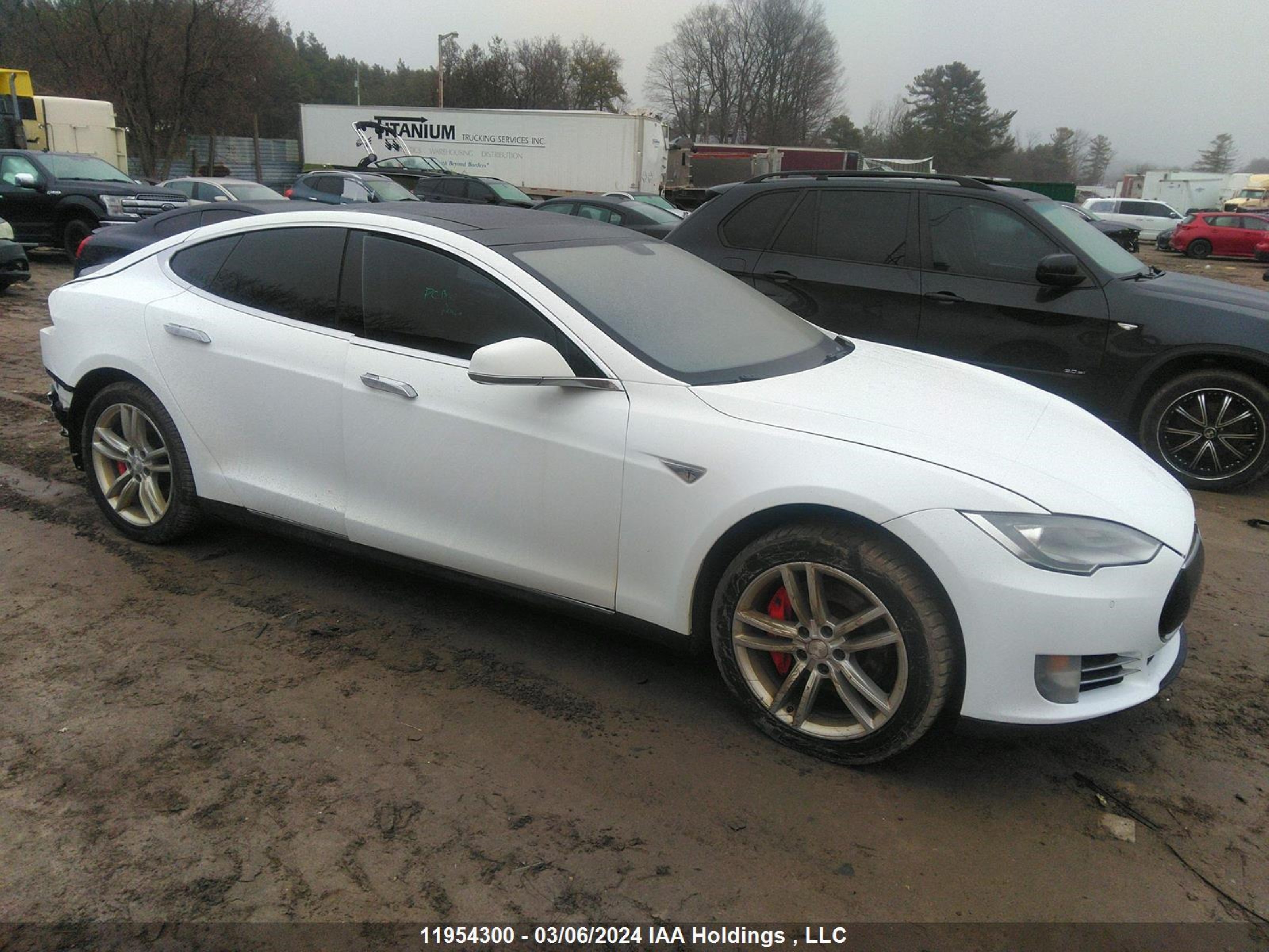 TESLA MODEL S 2014 5yjsa1h10efp52637