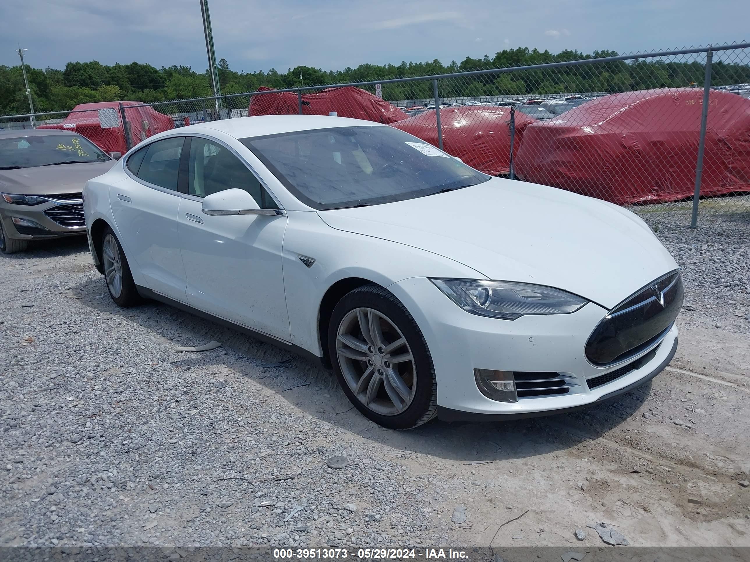 TESLA MODEL S 2014 5yjsa1h14efp40216