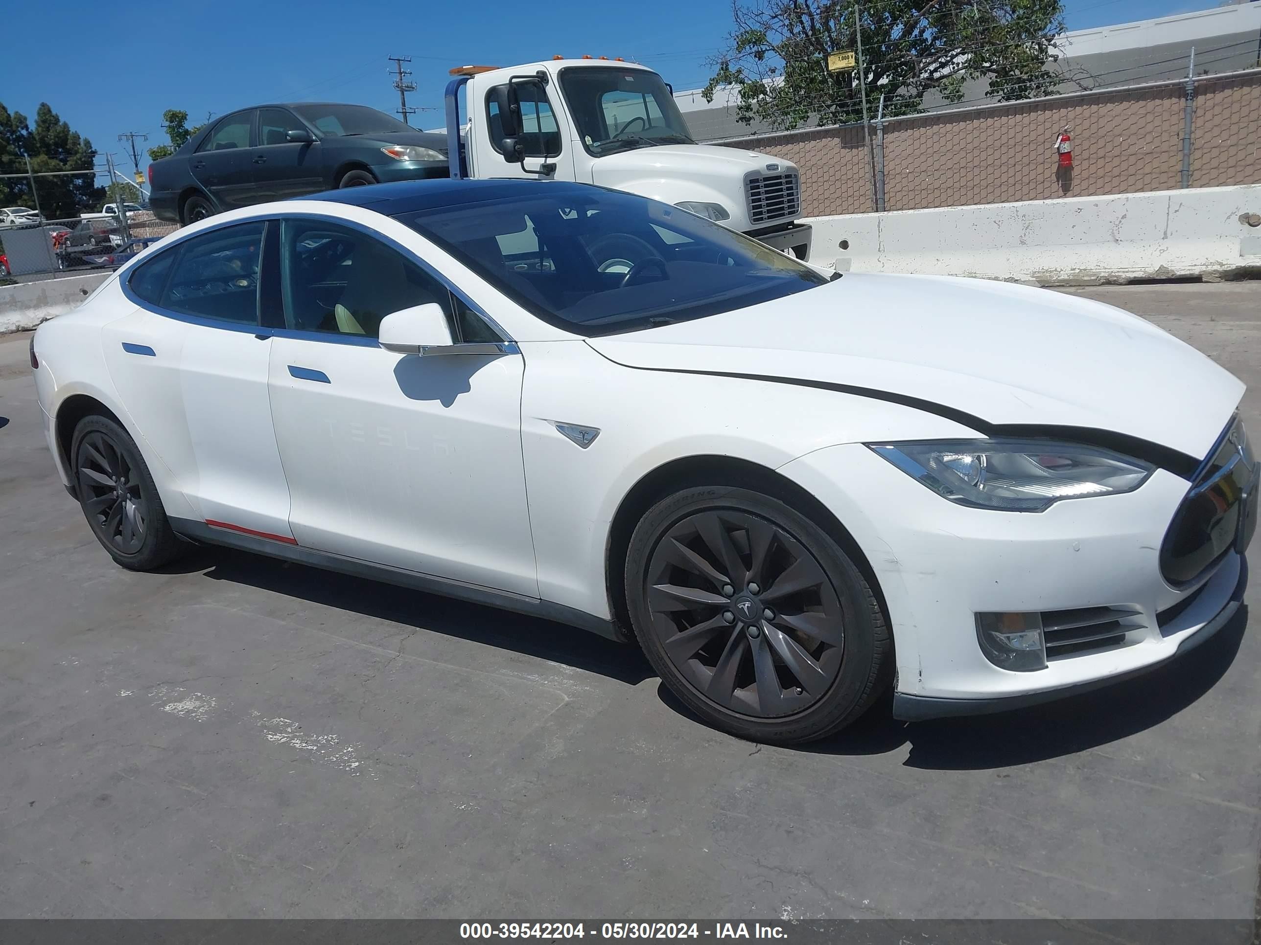 TESLA MODEL S 2014 5yjsa1h17efp37794