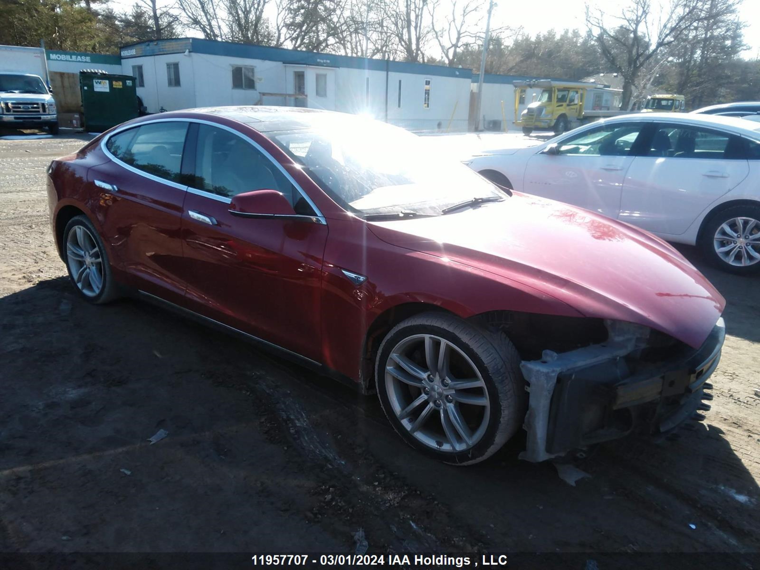 TESLA MODEL S 2014 5yjsa1h18efp52434