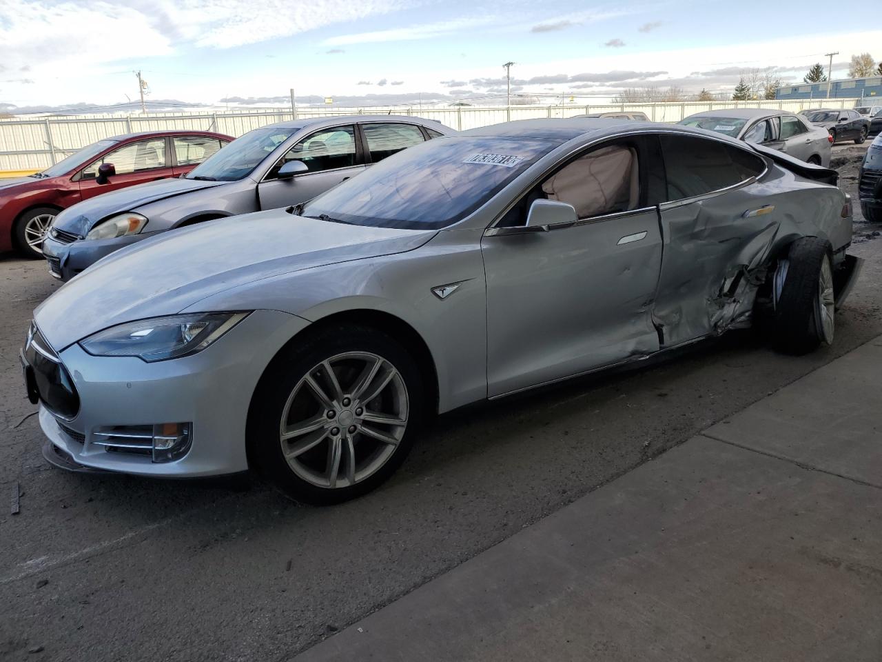 TESLA MODEL S 2014 5yjsa1h1xefp39703