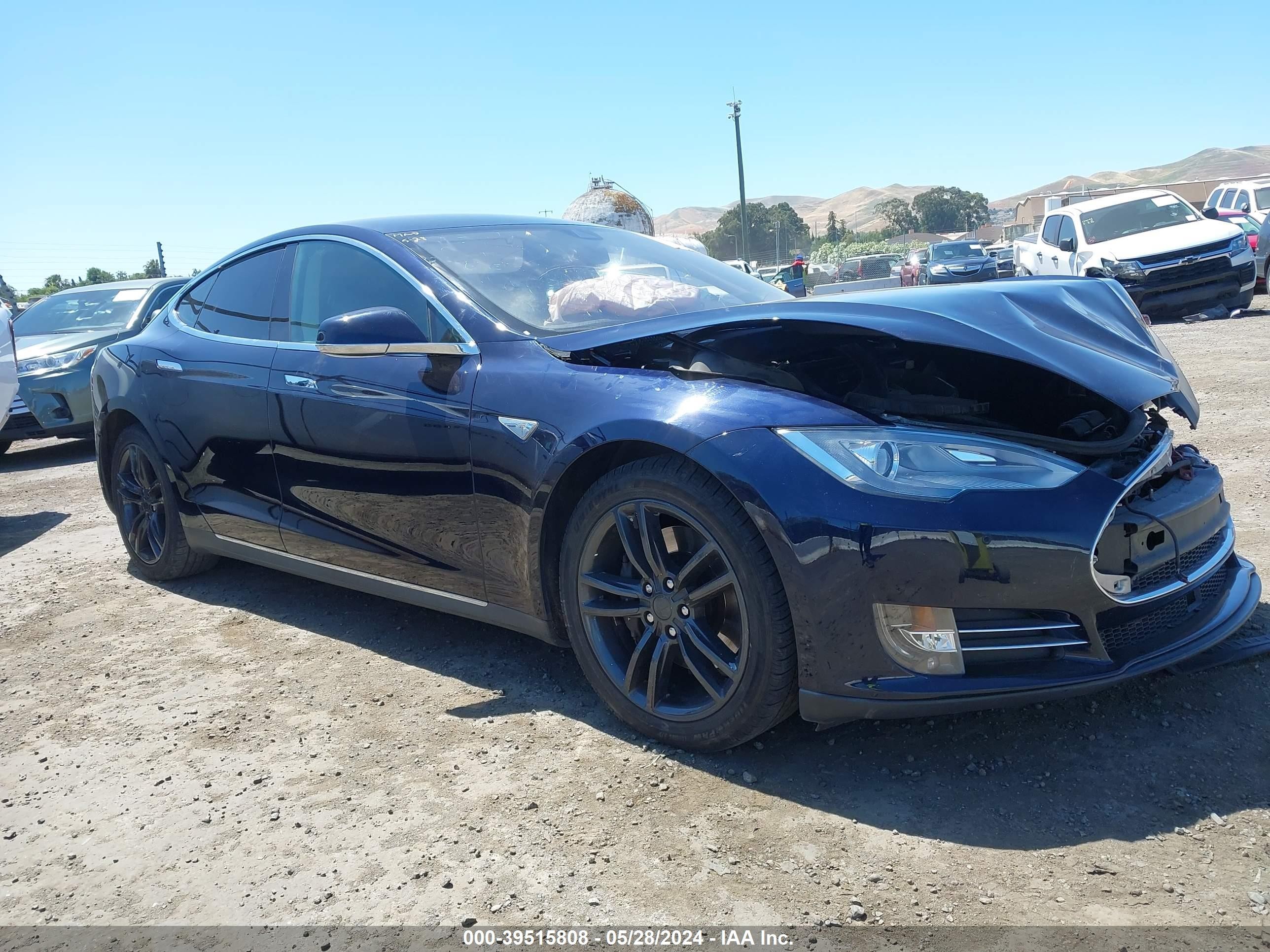 TESLA MODEL S 2014 5yjsa1h1xefp68165