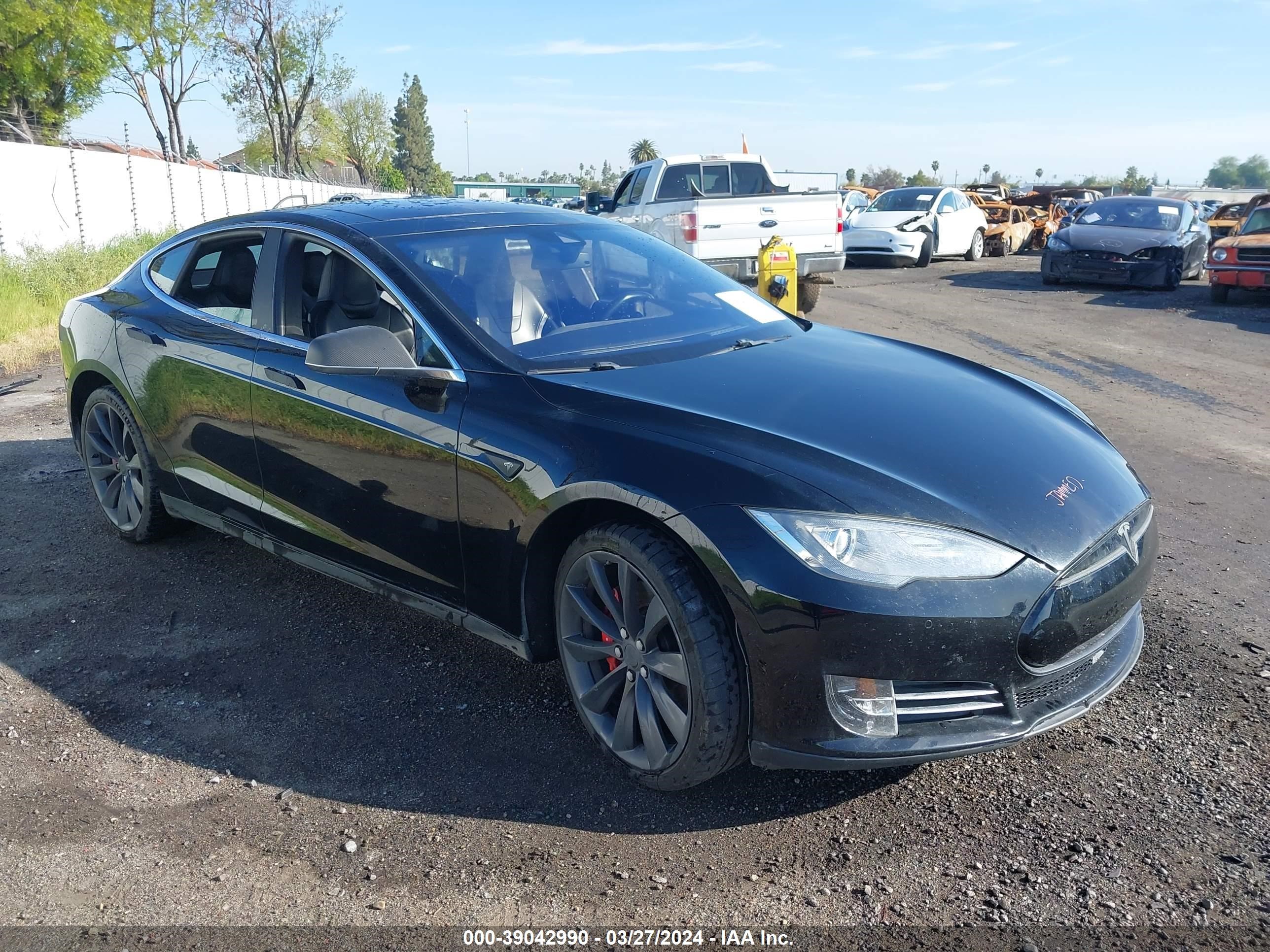 TESLA MODEL S 2014 5yjsa1h21efp62635