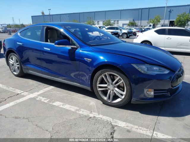 TESLA MODEL S 2015 5yjsa1h21ff093977