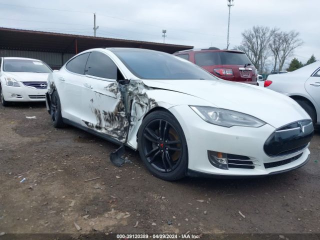 TESLA MODEL S 2015 5yjsa1h23ffp69264