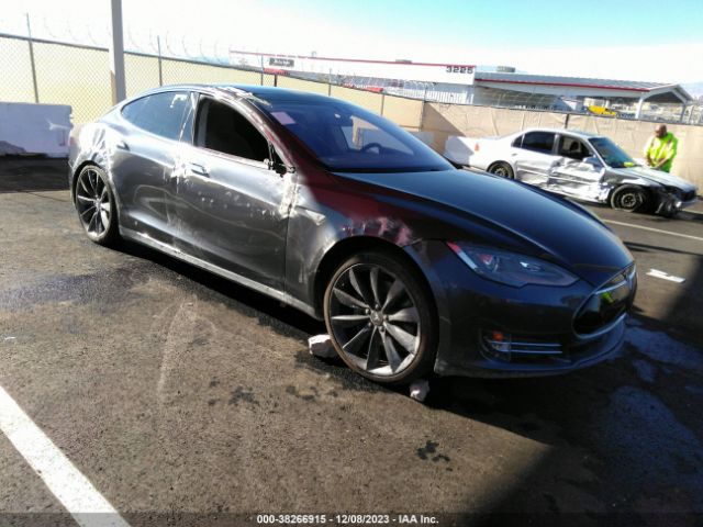 TESLA MODEL S 2015 5yjsa1h24ff090068