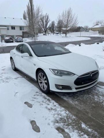 TESLA MODEL S P8 2015 5yjsa1h40ff081000