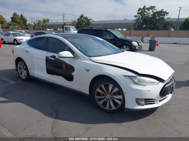 TESLA MODEL S 2015 5yjsa1h48ff080614