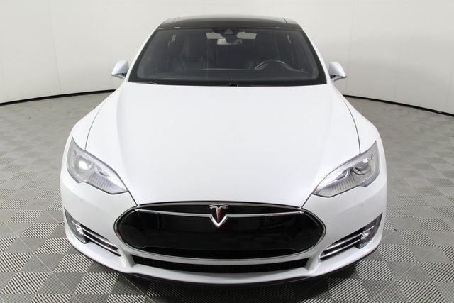 TESLA MODEL S 2015 5yjsa1h49ff096613