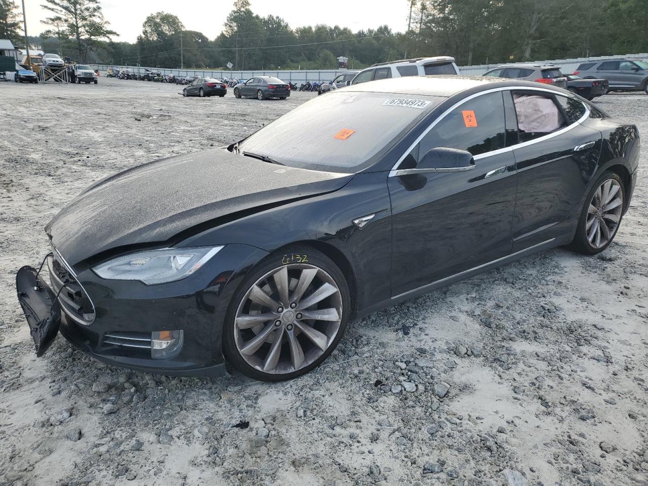 TESLA MODEL S 2015 5yjsa1s18ffp68885