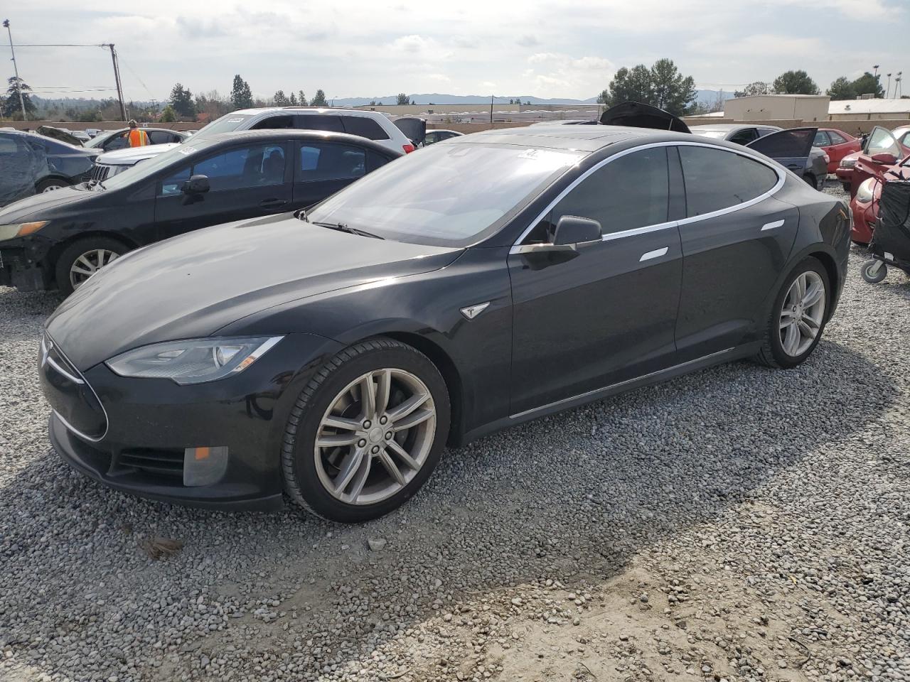 TESLA MODEL S 2015 5yjsa1s23ff094864