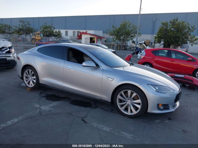 TESLA MODEL S 2015 5yjsa1s26ff084779