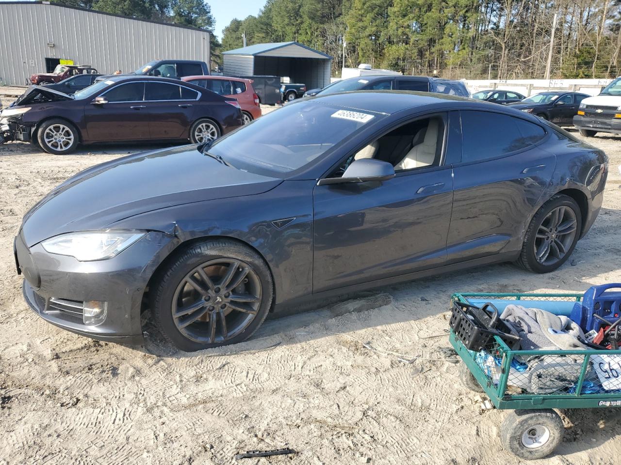 TESLA MODEL S 2015 5yjsa1v21ff098763