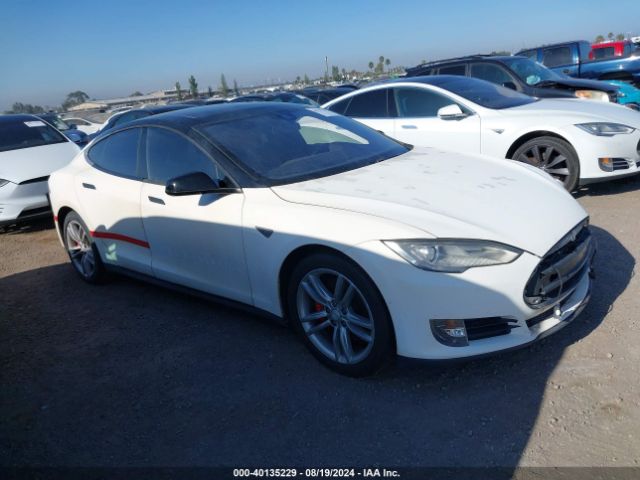 TESLA MODEL S 2015 5yjsa4h22ffp78930