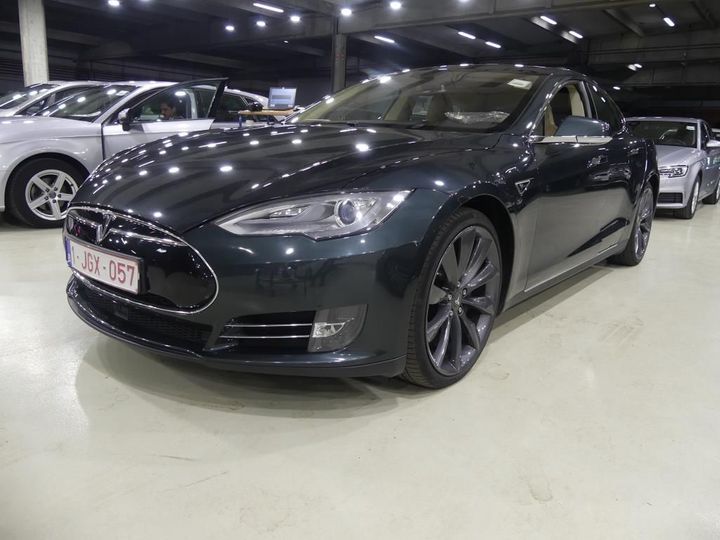 TESLA S 2014 5yjsa6h17efp53197