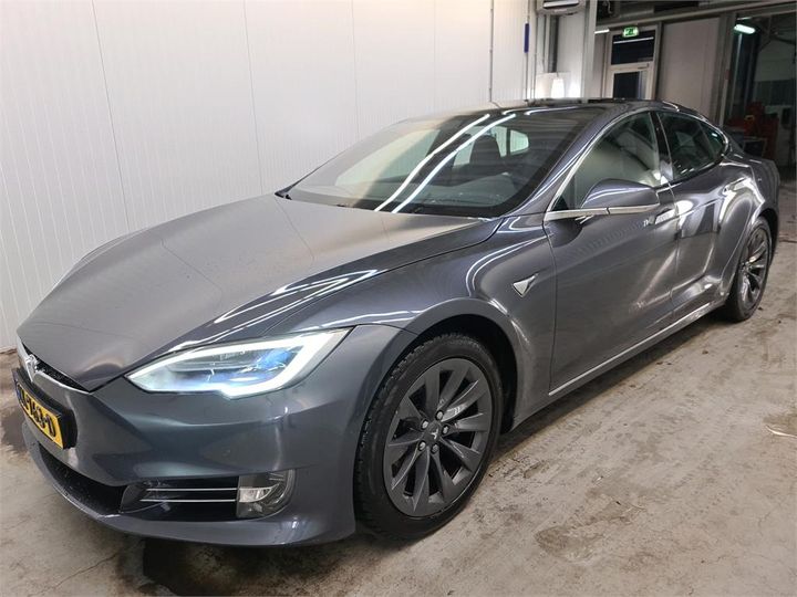 TESLA S 2018 5yjsa7e10hf225497