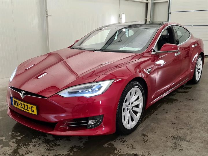 TESLA NULL 2018 5yjsa7e11hf230045