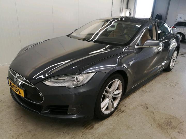 TESLA S 2016 5yjsa7e12gf121589