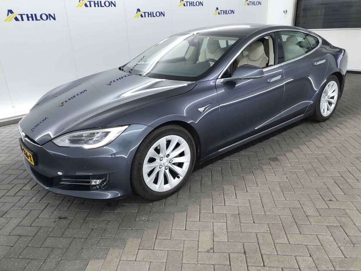 TESLA MODEL S 2018 5yjsa7e13hf227504