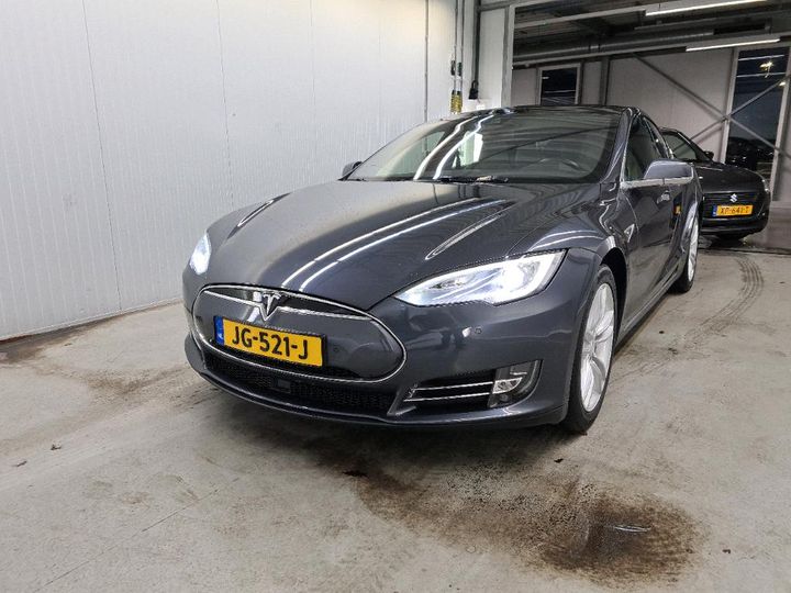 TESLA S 2016 5yjsa7e14gf123506