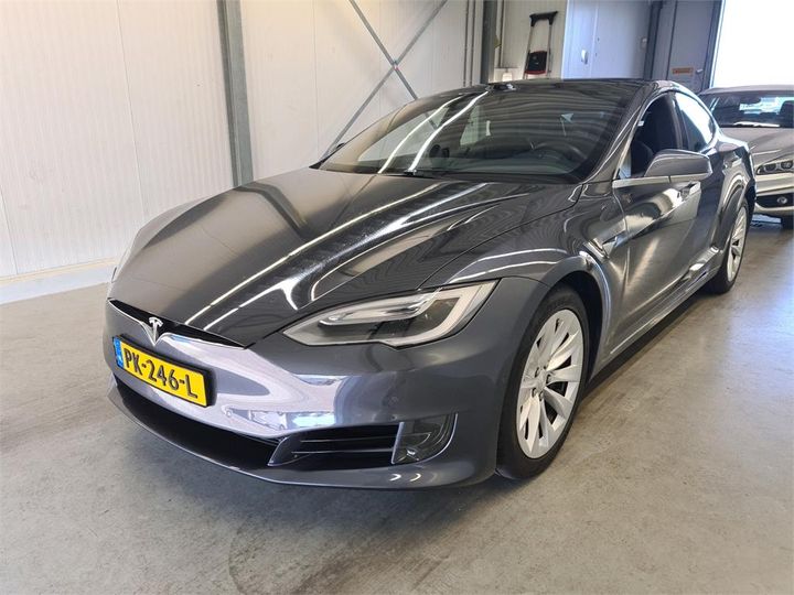 TESLA S 2017 5yjsa7e14hf203339