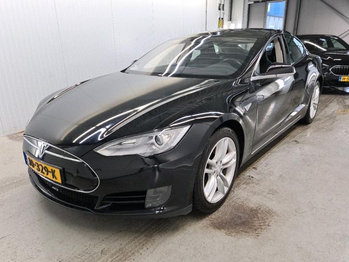 TESLA S 2016 5yjsa7e15ff115560