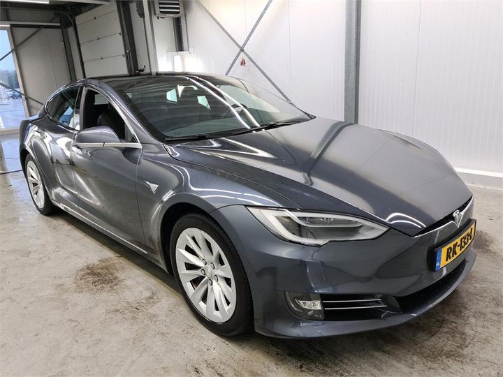 TESLA S 2017 5yjsa7e15hf225592