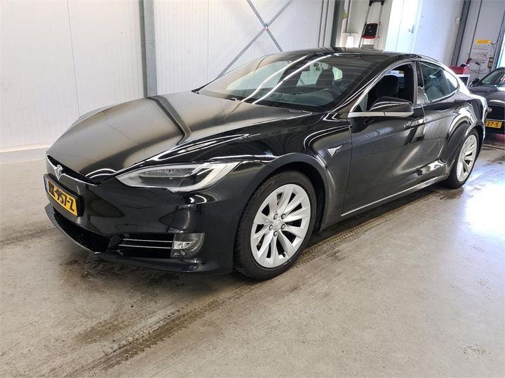 TESLA S 2018 5yjsa7e15hf226130