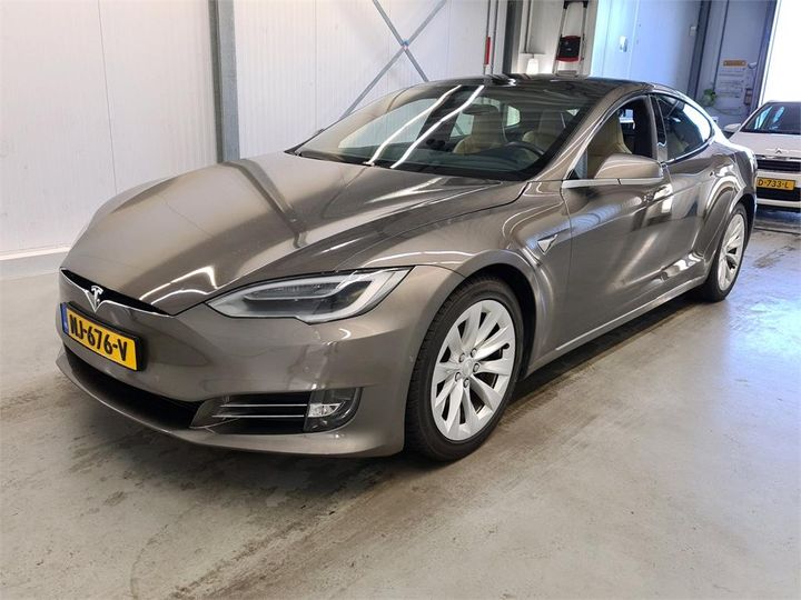 TESLA S 2017 5yjsa7e16hf176533