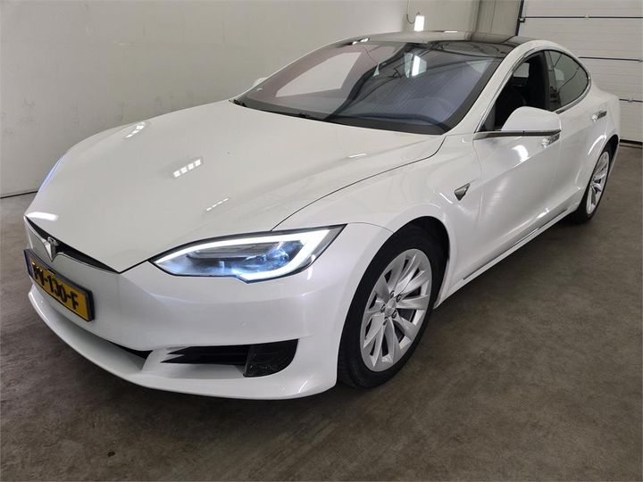 TESLA MODEL 2017 5yjsa7e16hf208252