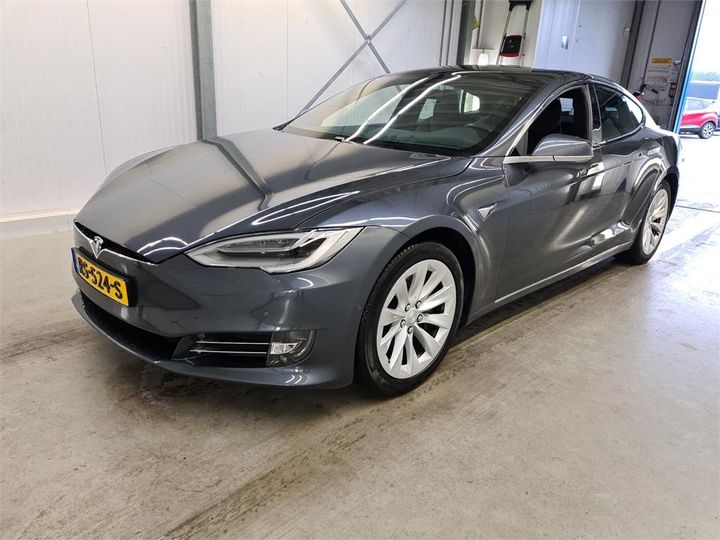 TESLA S 2018 5yjsa7e17hf233452